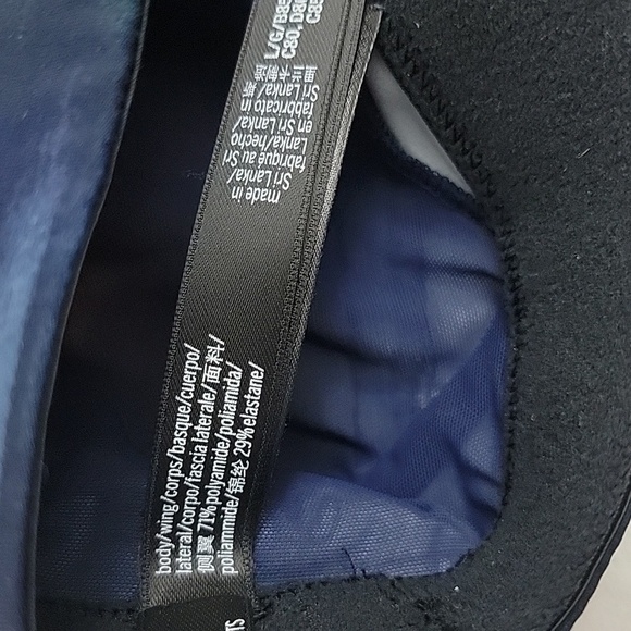 Victoria's Secret On Point Criss Cross Sports Bra size Large Navy Blue and Green - Picture 5 of 5